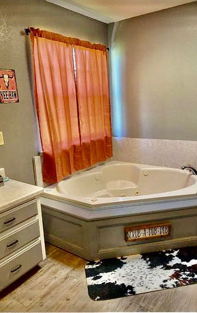 Photo of 1146 N 4250th Rd, Hugo, OK