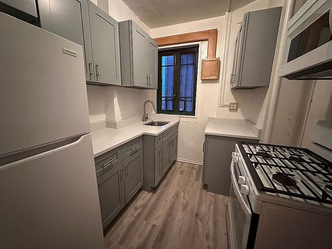 Photo of 2053 Mcgraw Ave Apt 3G, Bronx, NY