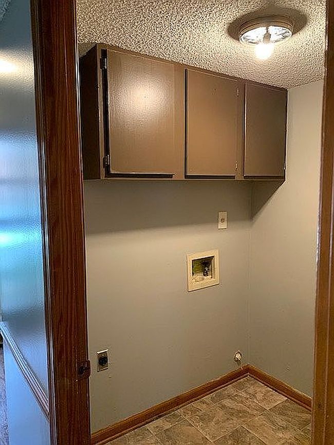 Additional photo 1 of property located at 3889 Glencoe Dr