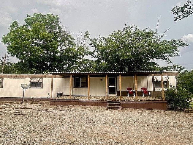Photo of 3444 N Point Ln, Sulphur, OK