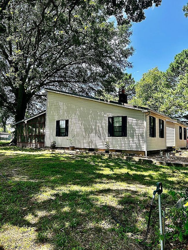 Image of 335 Highway 285 N