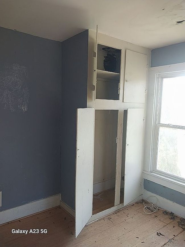 Image of 3034 Glenwood Ave