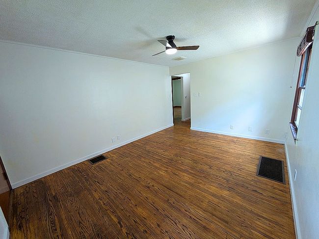 Photo of 3554 W 11th St, Indianapolis, IN