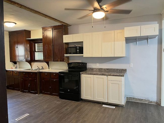 Photo of 704 Ash Ave, Onida, SD