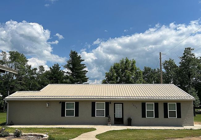 Photo of 1420 Lake Dr, Ironton, MO