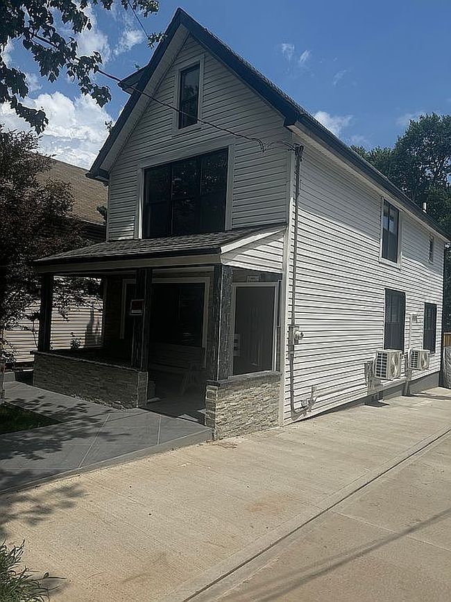 Photo of 53 South Ave, Staten Island, NY