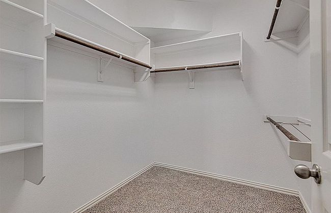 Image of 7925 Cedar Lake Ln