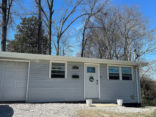 Image of 399 N 4th St