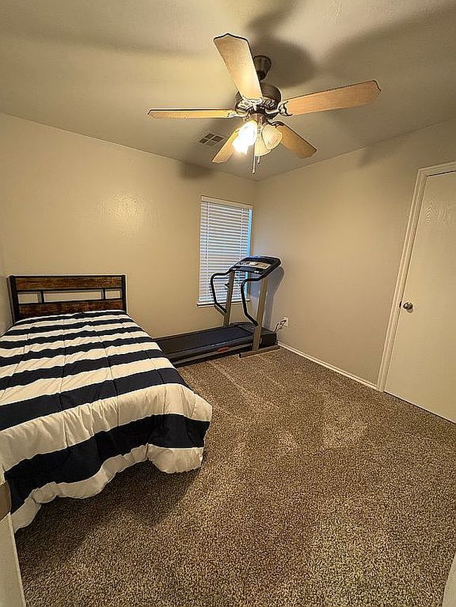 Image of 528 E Juniper Ln