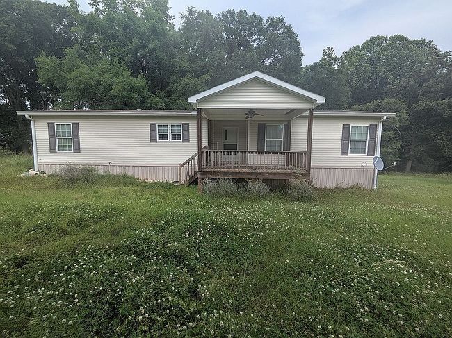 Photo of 430 Black Snake Rd, Arnoldsville, GA