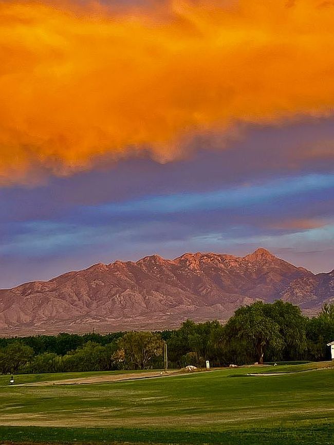 Photo of 3865 S Camino Del Golfista, Green Valley, AZ