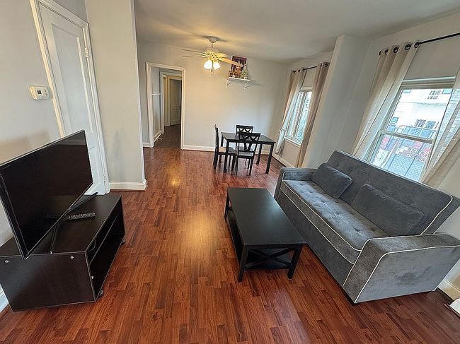 Image of 3535 Hanover Ave Unit B