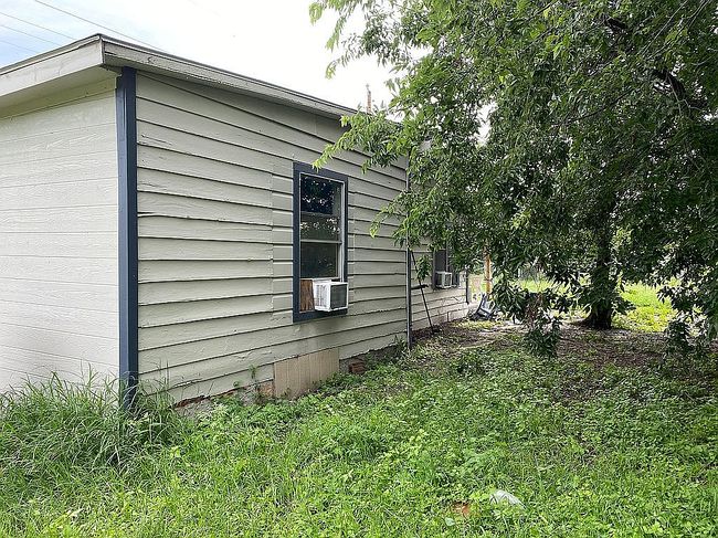 Additional photo 2 of property located at 311 Nw 24th St