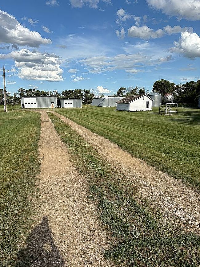 Photo of 7440 26th Ave Ne, Barton, ND