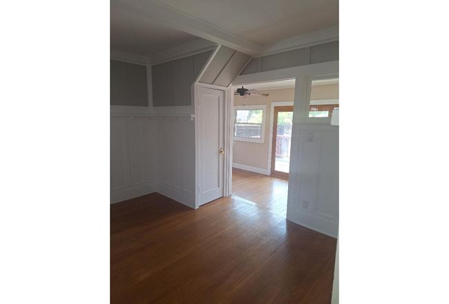 Additional photo 1 of property located at 2109 Marengo Ave