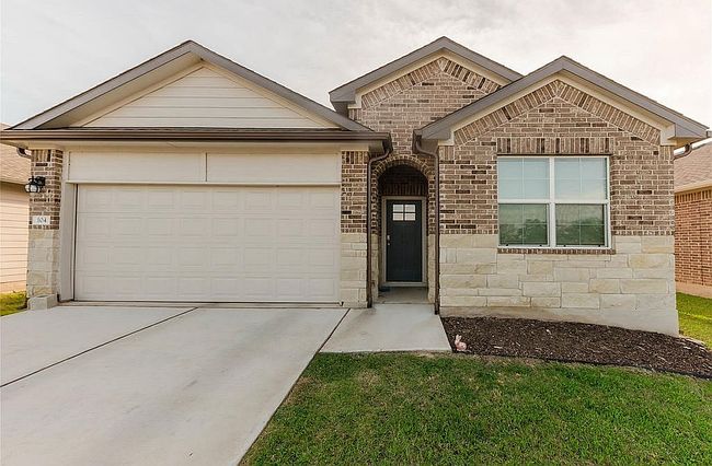 Photo of 104 Rainmaker Cv, Bastrop, TX