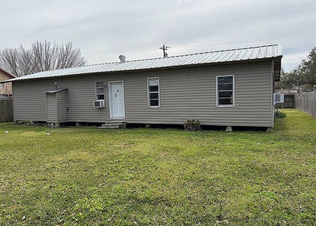 Image of 125 Elaine St