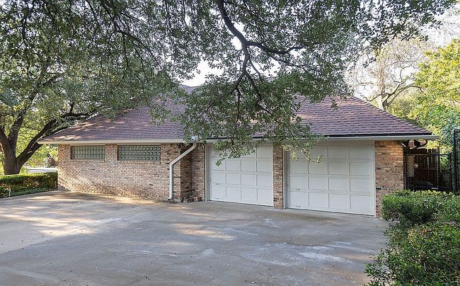 Additional photo 2 of property located at 3466 Sagecrest Ter