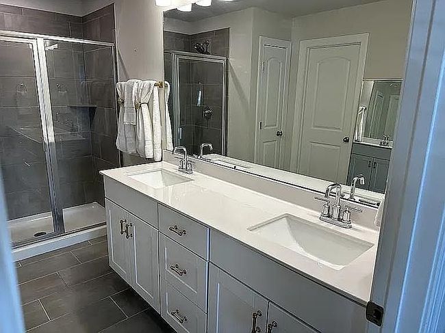Image of 404 Deveron Dr #404