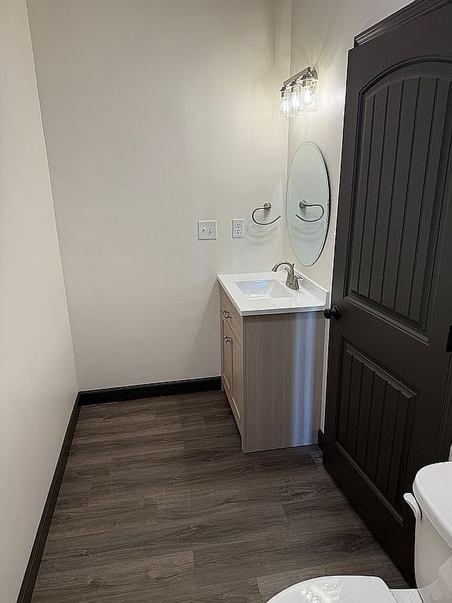 Image of 723 Broadway Ext