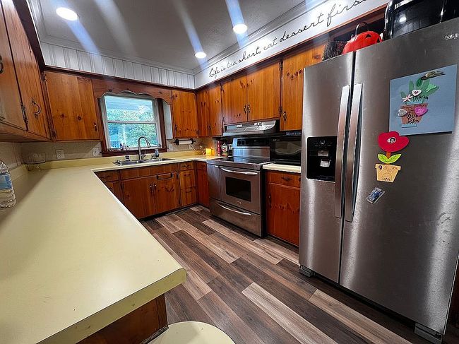 Photo of 306 Moss Dr, Clinton, KY