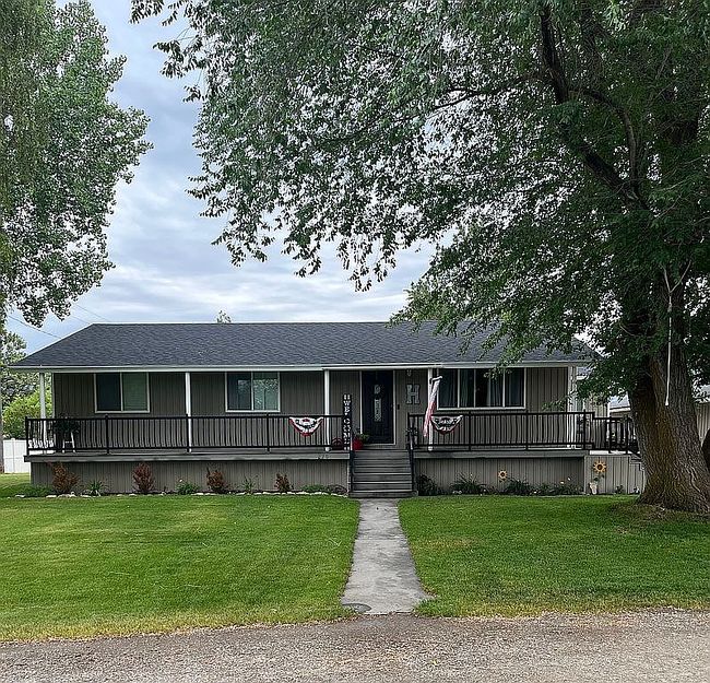 Photo of 275 S 3 E, Grace, ID