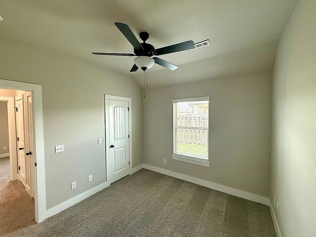 Image of 984 Fair Oaks St