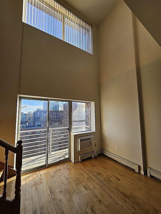 Image of 13987 35th Ave Apt 6B