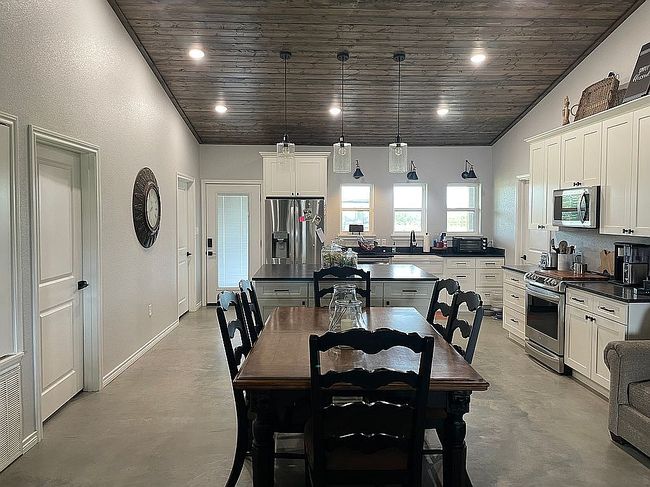 Photo of 764 County Road 4315, Naples, TX