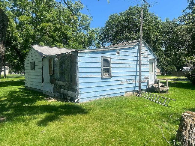 Photo of 601 N Center St, Lake City, IA