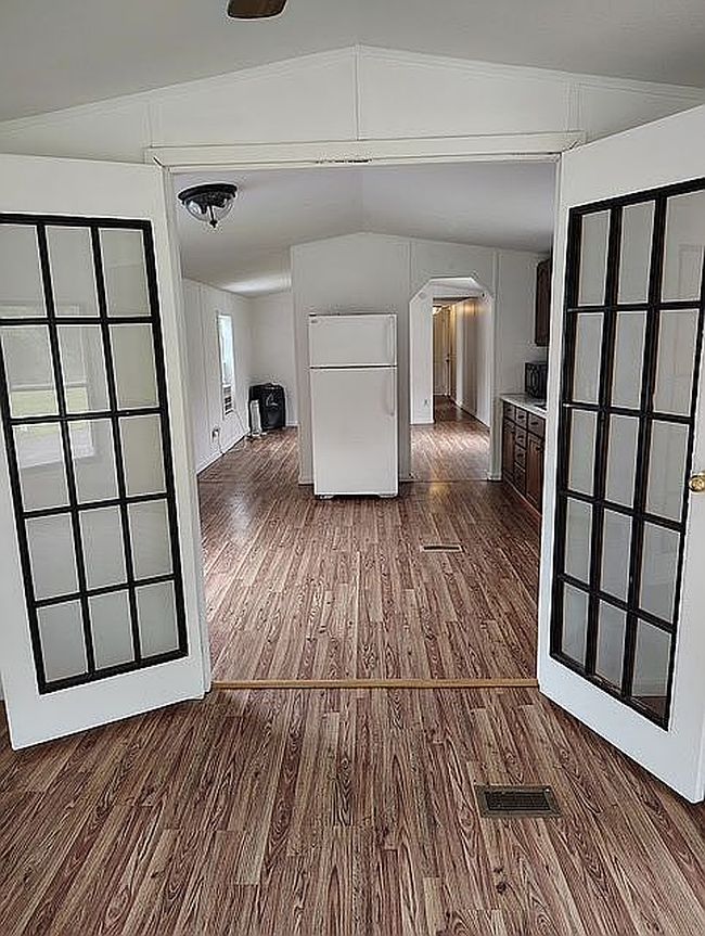 Image of 111 Bennett Dr