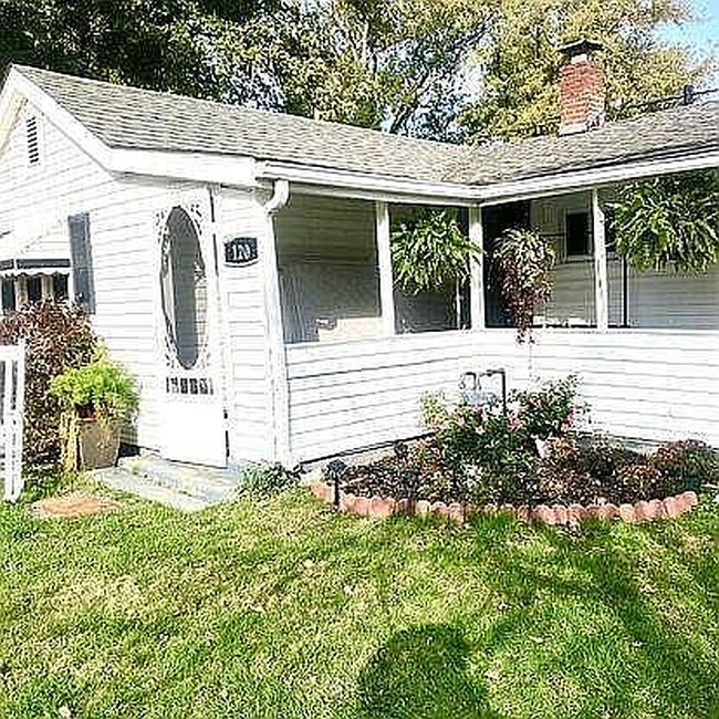 Image of 120 S 32nd St