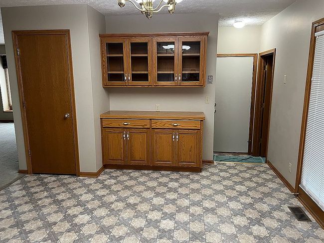 Photo of 4900 Old Creek Rd, Lincoln, NE
