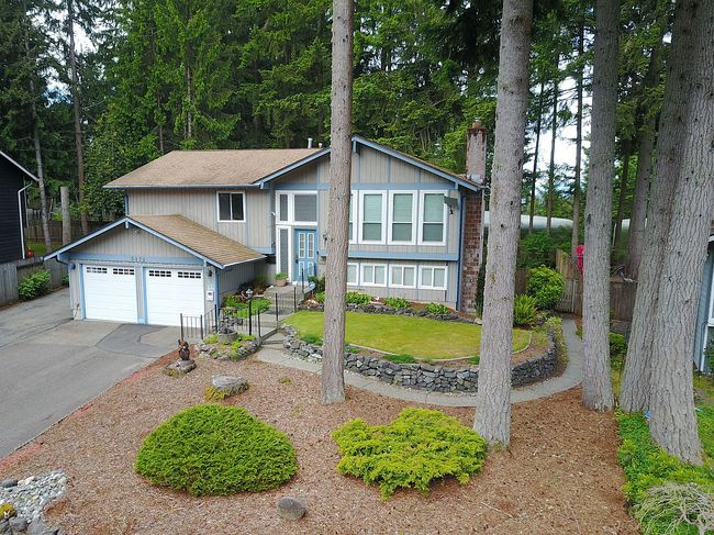 Image of 5460 Pineridge Dr Ne