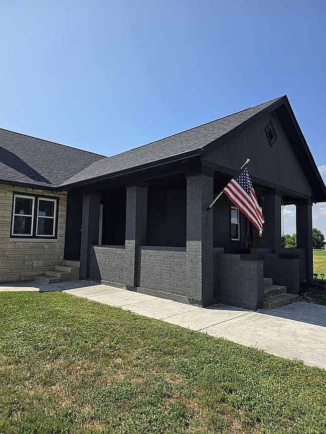 Photo of 760 N State Road 341, Veedersburg, IN
