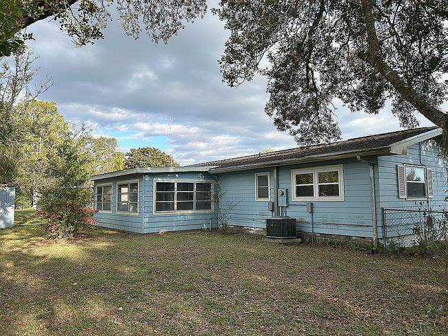 Image of 2199 W Devon Dr
