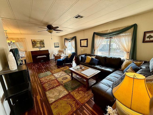 Additional photo 3 of property located at 205 Sunset Dr #77