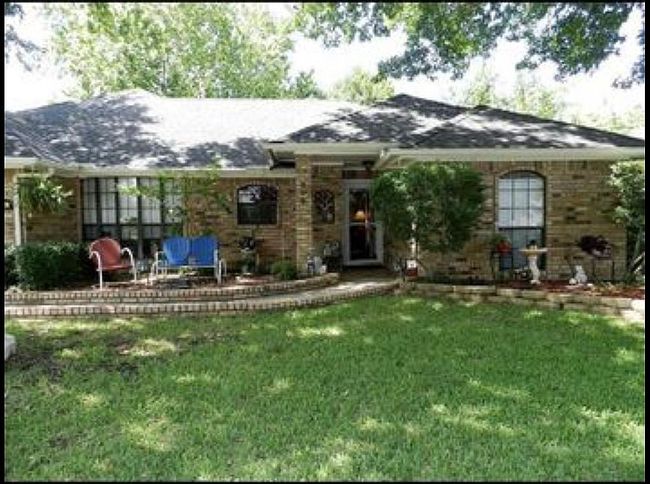 Image of 205 Ne Brushy Mound Rd