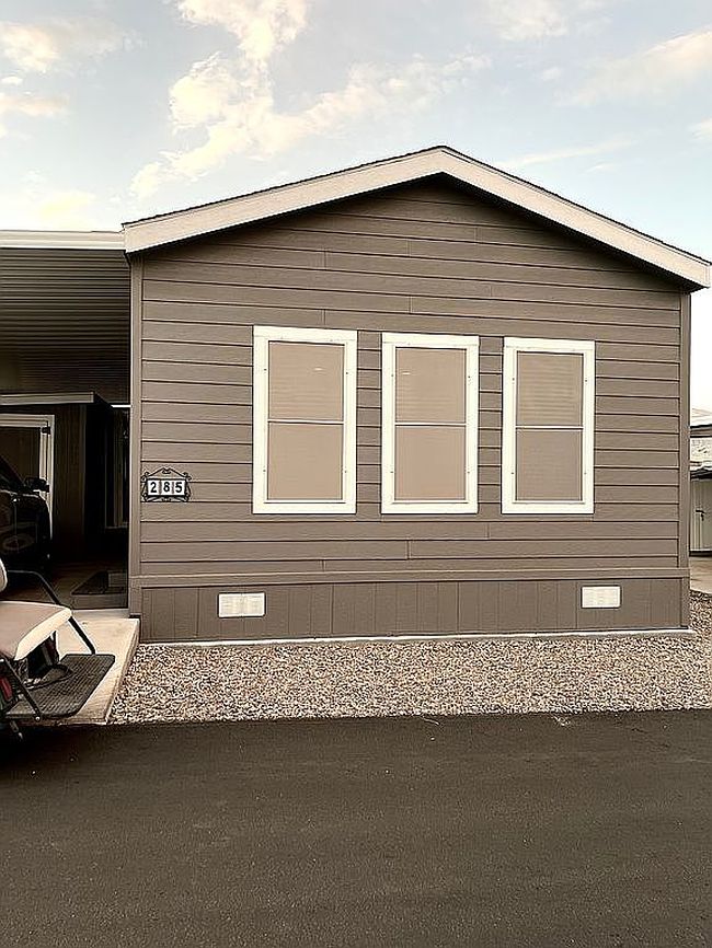 Image of 17065 E Peak Ln
