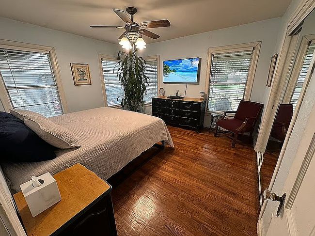 Image of 5116 Calmont Ave