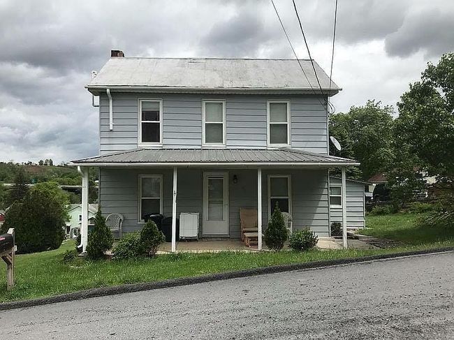 Photo of 77 Pine St, Reedsville, PA