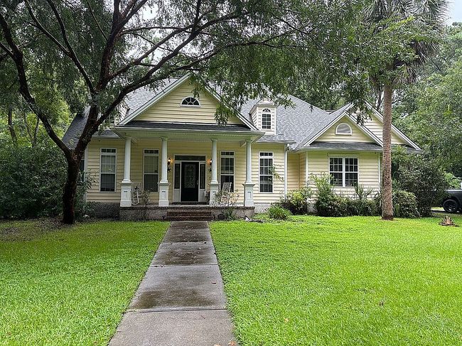 Photo of 114 Marsh Side Dr, Savannah, GA