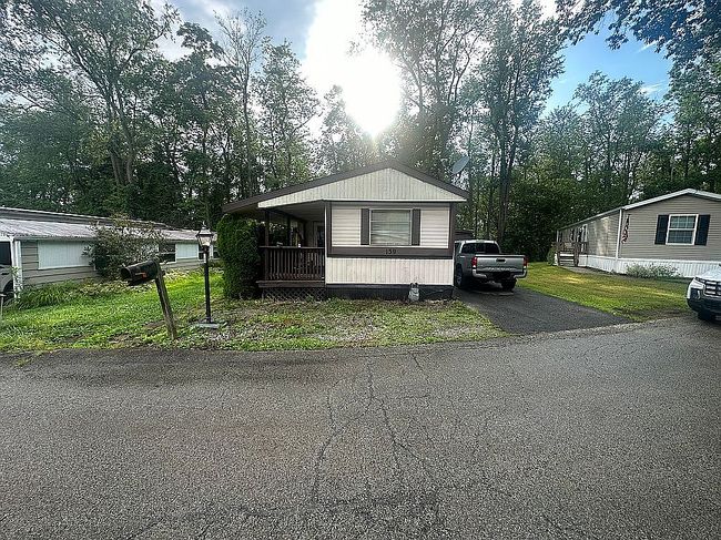 Photo of 139 Valleyview Dr, Finleyville, PA