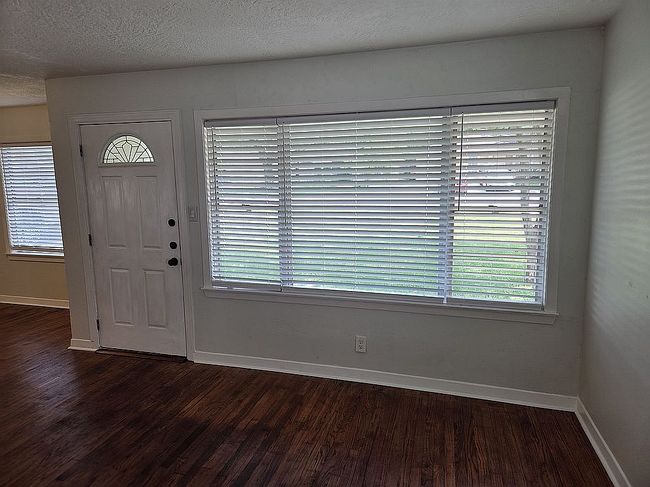 1005 Callahan Ave, Conroe, TX