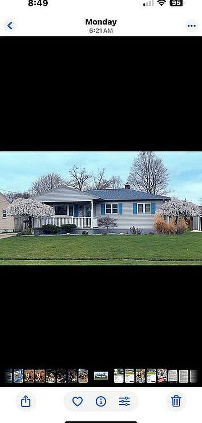 Photo of 1507 Gypsy Ln, Niles, OH