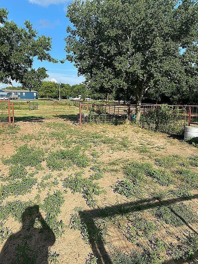 Photo of 3704 County Road 801, Cleburne, TX