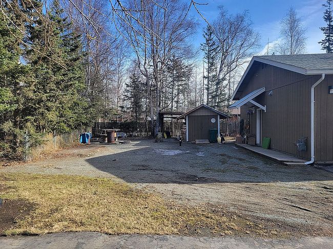 Image of 945 N Wesglenn Cir