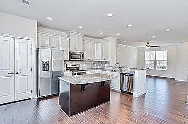 Photo of 214 Rocky Slope Rd, Greenville, SC