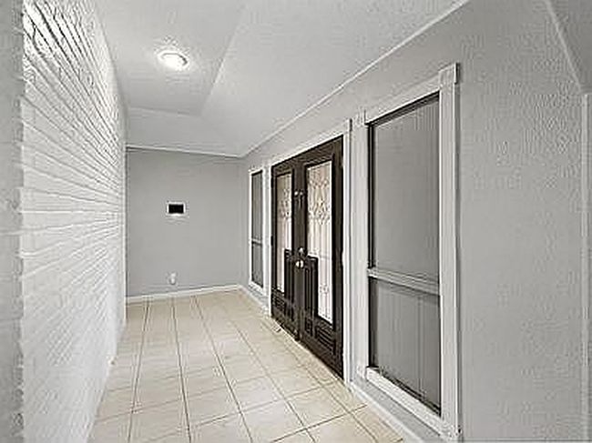 Image of 5923 Bent Bough Ln