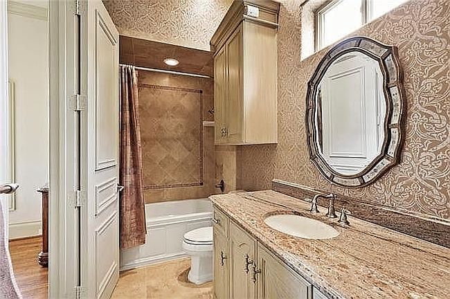 Additional photo 3 of property located at 3148 Brookhollow Dr